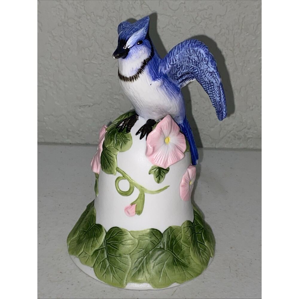 Vintage Avon Porcelain Bell Blue Jay Bird Pink Morning Glory Flowers‎ Year 2001